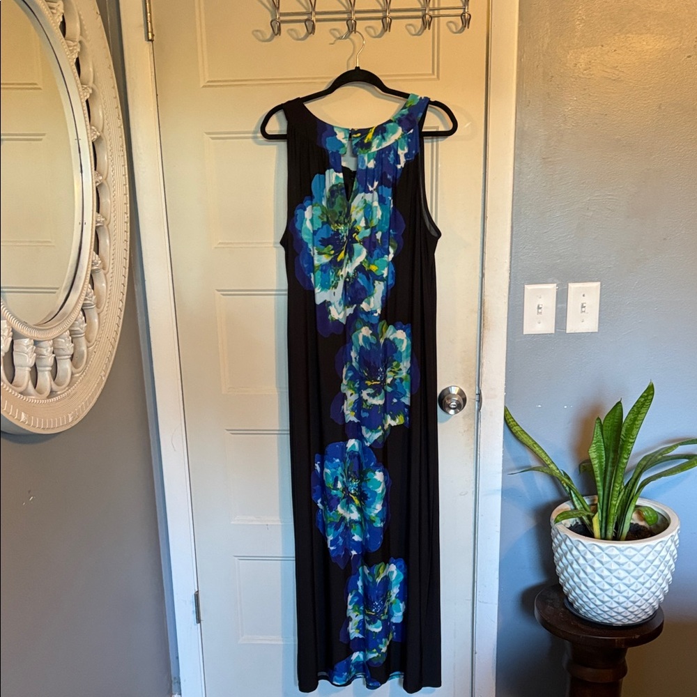 Catherines Black and Blue Floral Maxi Dress - Picture 3 of 4